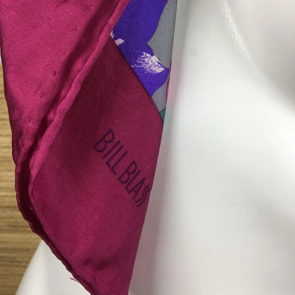 Vintage Bill Blass Womens Scarf Pink Floral 100% Silk Square 30” X 30”